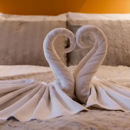 Arctic Luxury By Booklapland *